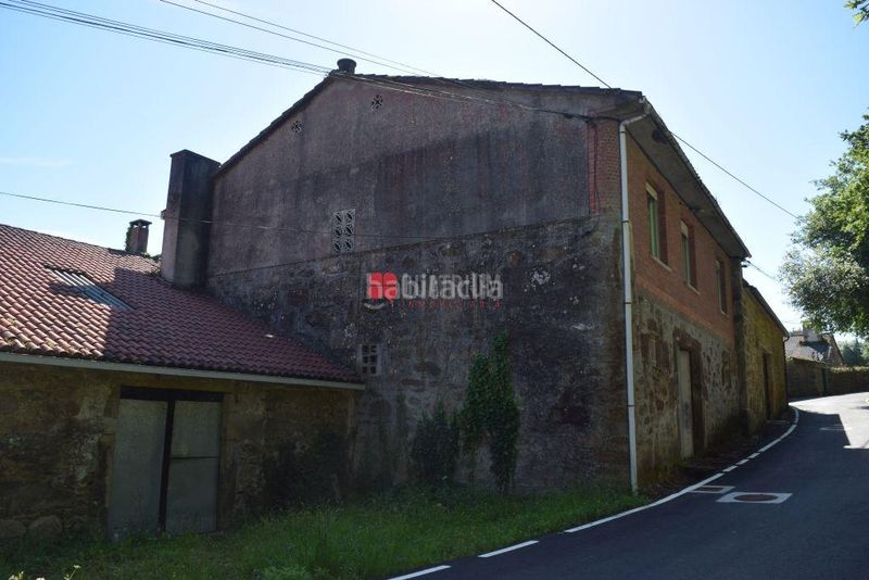 Foto a2790697-f9e0-42a1-9720-3fa01b8d9cd4. Casa adossada amb calefacció aparcament a Teo