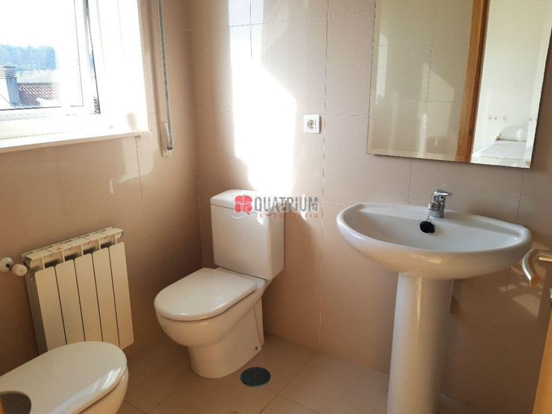 Foto 2451e305-72a2-4a37-8f51-789a1322a7f3. Lloguer casa amb calefacció aparcament a Conxo Santiago de Compostela