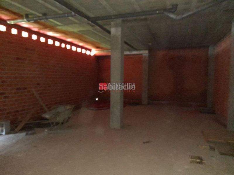 Foto 9fe44804-7673-4132-9dcb-726dcd020e7e. Local comercial a Brión