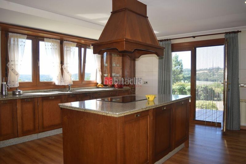 Foto 37e93136-2fec-4f40-b052-05af4a056e1e. Casa amb calefacció aparcament a Baña (A)