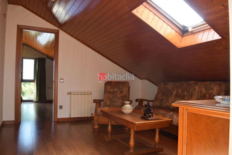 Foto 9f3fb3ca-5257-4127-a3f2-333c6b351413. Casa amb calefacció aparcament a Baña (A)