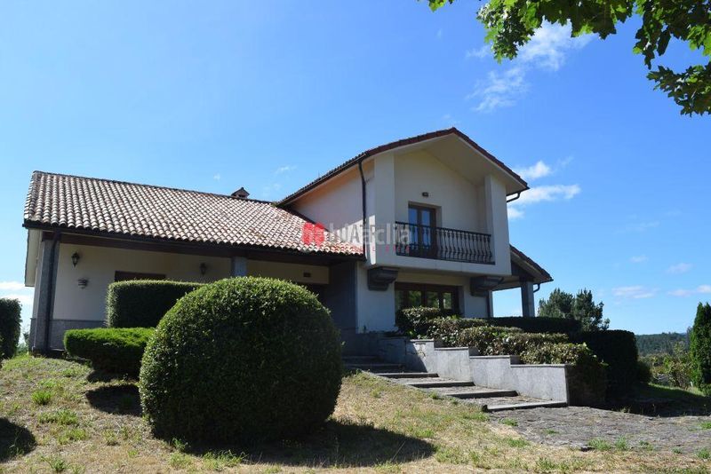 Foto d1da052a-4735-4216-a385-4deace2b5d8d. Casa amb calefacció aparcament a Baña (A)