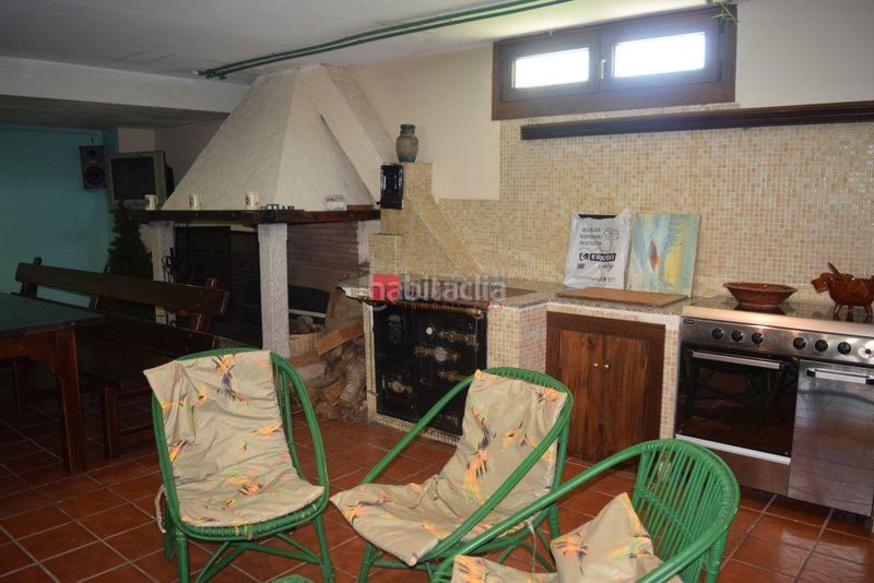 Foto f5faa128-4e2b-42a2-aa27-6b9d88c6e4bb. Casa amb calefacció aparcament a Baña (A)