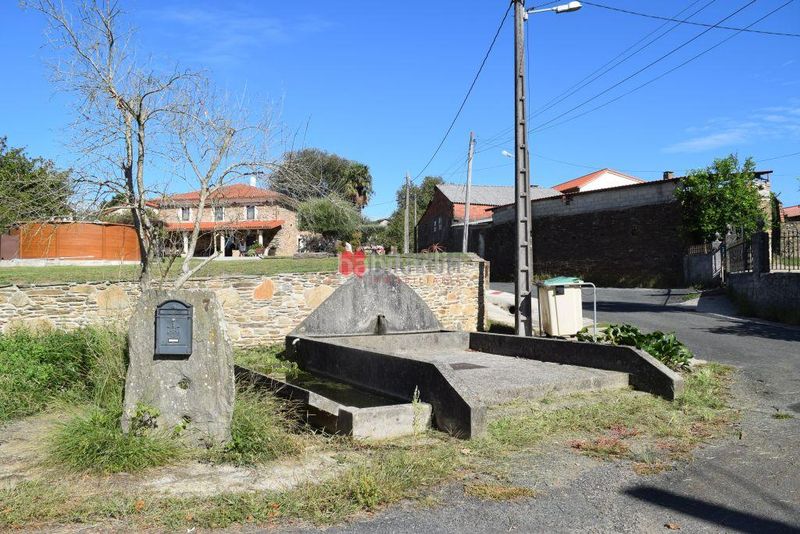 Foto 9906f236-6c49-4cd5-84c3-d4fdc6302947. Casa a Touro