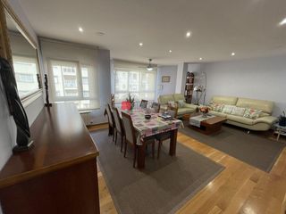 Appartamento  Avenida rosalía de castro. Piso en venta en rosalía de castro, milladoiro
