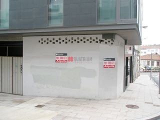 Local Comercial a Ensanche - Sar. Se vende local en magnífica esquina de gómez ulla con pérez cons