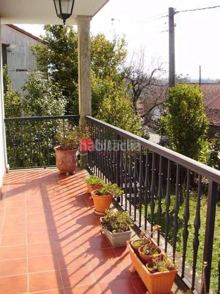 Foto b8af0704-f8be-47c9-b2c2-a37df23293e4. Casa a Touro