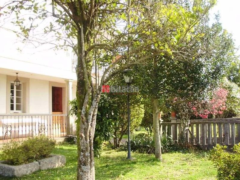 Foto eef933b9-7ad3-4514-8d1f-52d40ea0b3eb. Casa a Touro