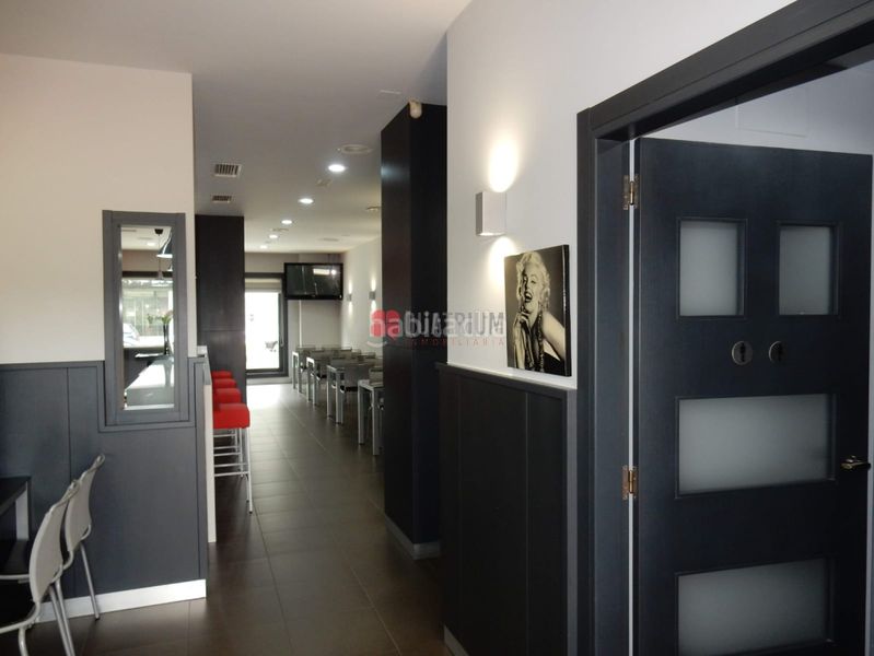 Foto e1055e62-71b5-4c72-99dd-06509f88ff6c. Local comercial a Bertamirans Ames