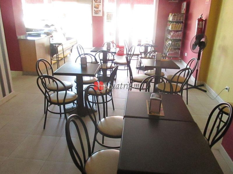 Foto 00bedd0d-f047-459d-b949-5263424919f3. Local comercial a Negreira