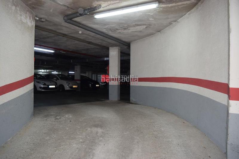 Foto 1b09f44c-04b8-492f-8a8e-916a04535ee3. Parking voiture dans Campus Sur - Santa Marta Santiago de Compostela