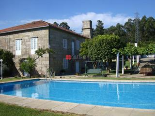 Casa a Padrón. Espectacular casa histórica en venta en padrón con una superfici