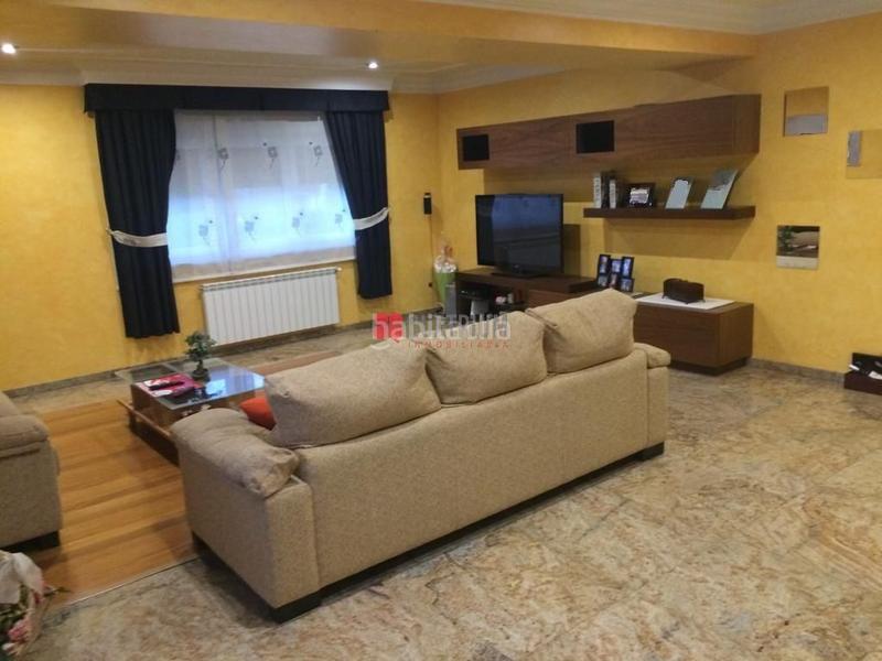 Foto ba21d4e0-d733-46ce-af8e-06fb140e6dcd. Maison avec parking dans Vedra