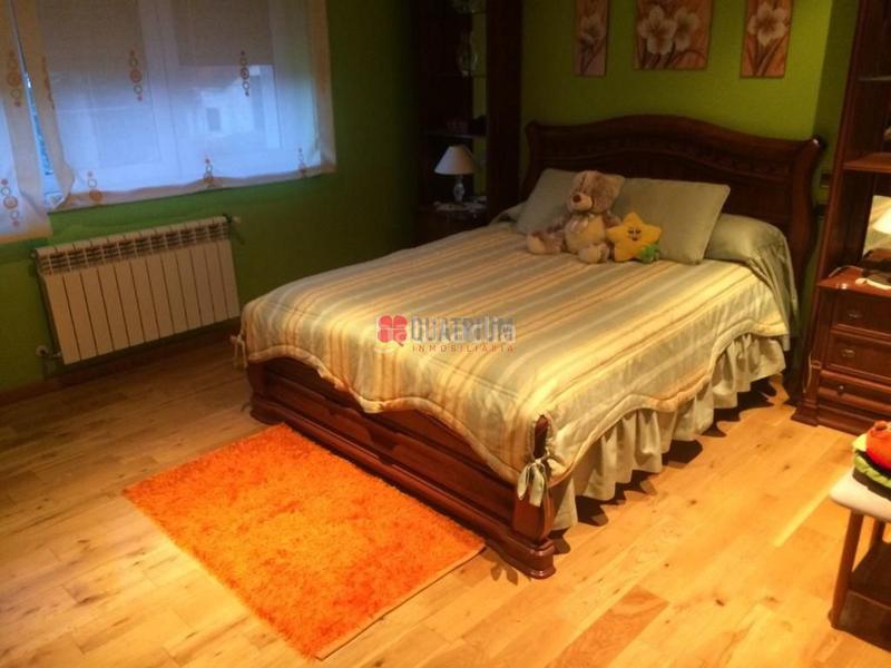 Foto f73ef16d-2cbc-41a6-b3cd-de5ea5fa75ac. Maison avec parking dans Vedra