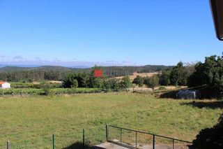 Casa  N/a. Se vende casa en lugar de requi�n, a estrada!
el inmueble est�