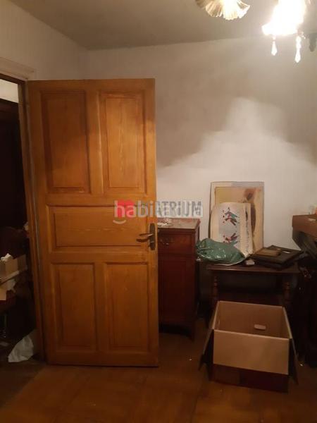 Foto 409bb080-0a07-498c-9b36-9c050857aa36. Casa a Casco Histórico Santiago de Compostela