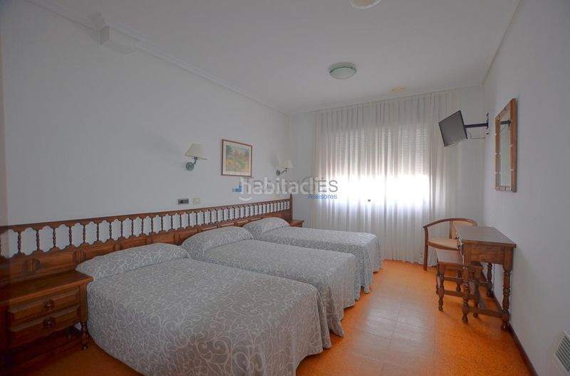 Foto 0df0d869-bac8-4d90-b870-29ce9d50a5b4. Edificio in Guarda (A)