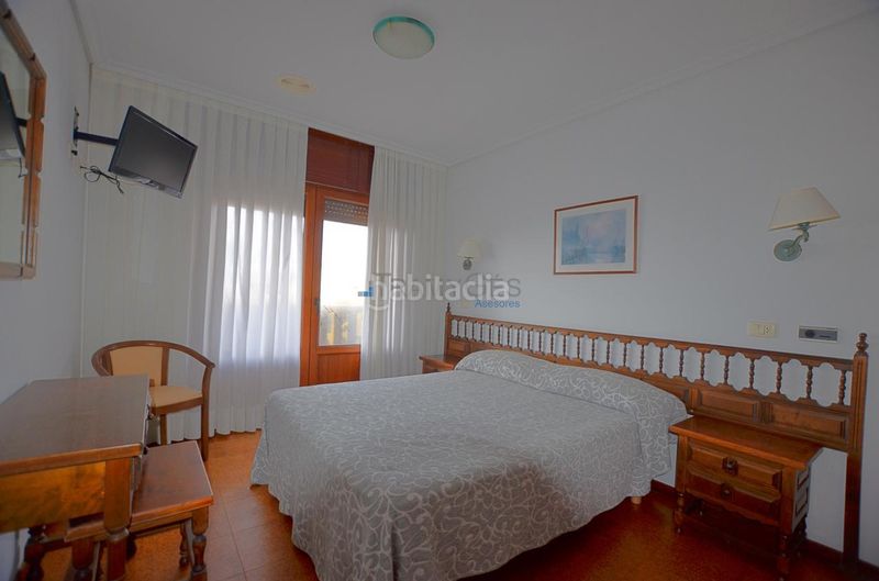 Foto 2aa61fc0-2211-4fe9-9e11-fa8339d62195. Edificio in Guarda (A)
