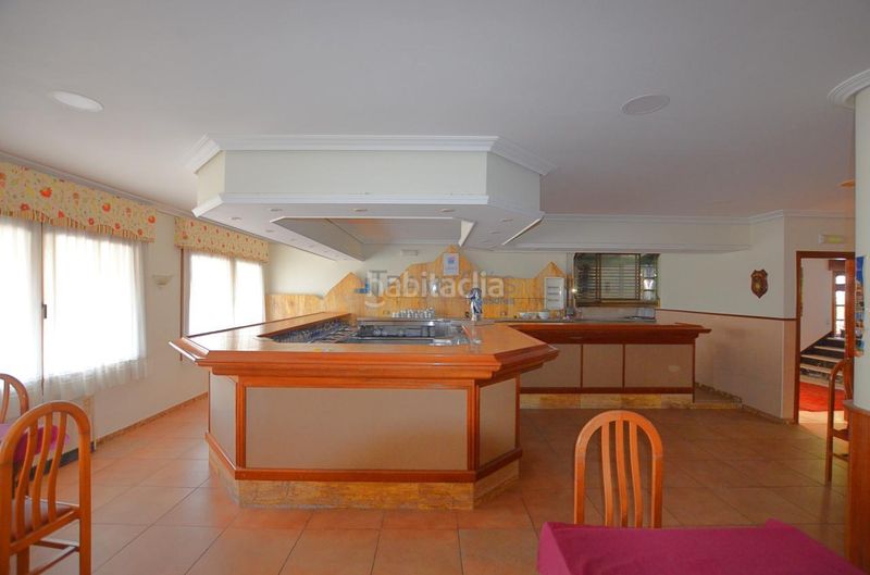 Foto 9295b3d7-3725-46a0-8263-7269df152f11. Edificio in Guarda (A)