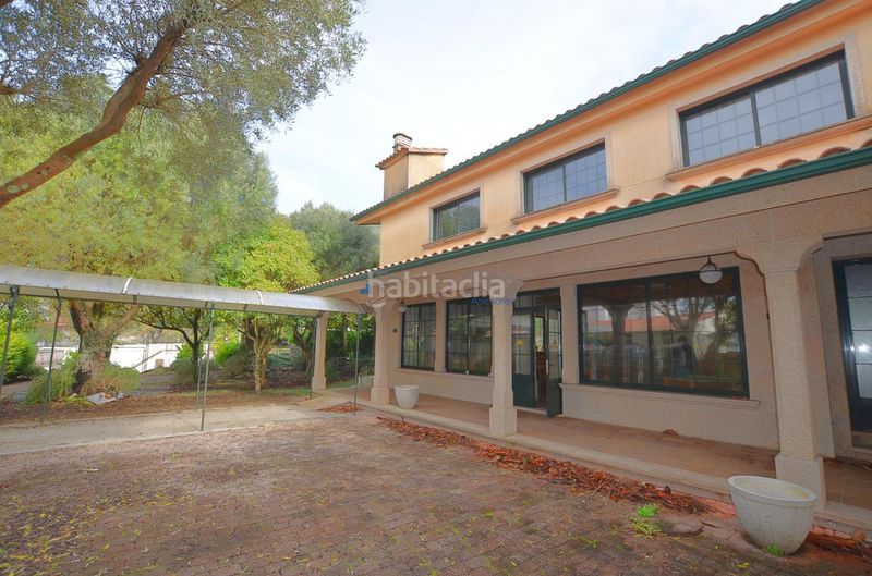 Foto a25c06ff-ea14-457d-8e8b-39b9003dcad4. Edificio in Guarda (A)