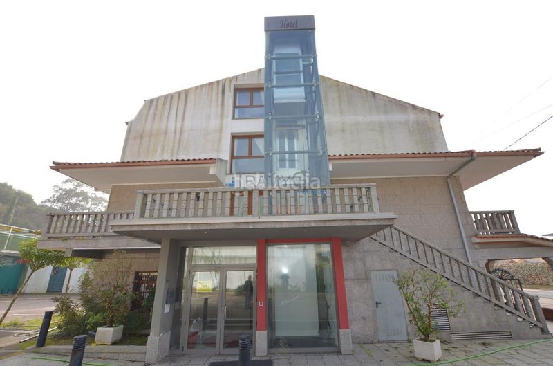 Foto d710b4f8-18c6-4da4-b086-ae977dceb6d1. Edificio in Guarda (A)