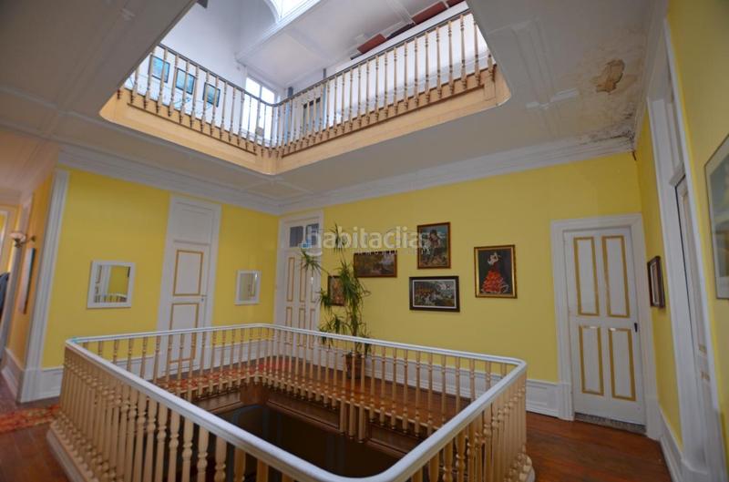 Foto dc069b49-967f-45fa-a79d-a65ac5d490de. Edifici a Guarda (A)