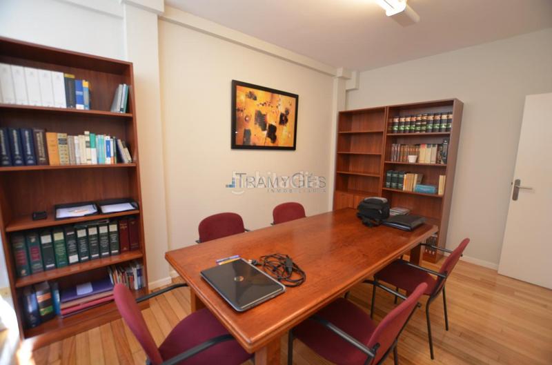 Foto b35ba15b-8dda-4d2b-9015-e449683d9eb4. Apartamento en Casco Vello Vigo