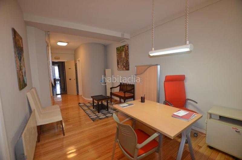 Foto d8142dbf-434b-4a48-a78a-be19b2131495. Apartamento en Casco Vello Vigo