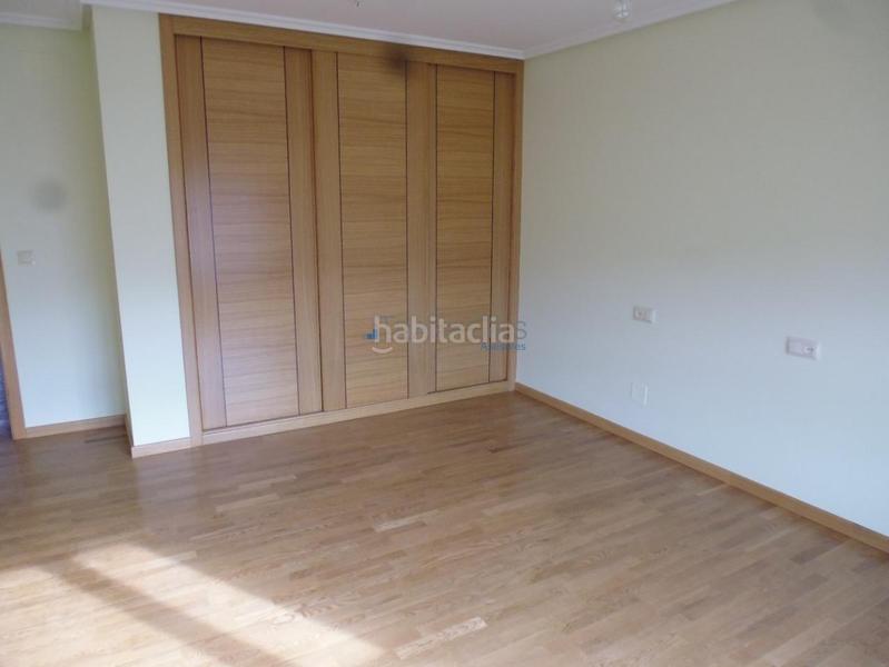 Foto 734e6f1b-cc89-4e5e-bca2-57df000f59a1. Casa pareada en Baiona