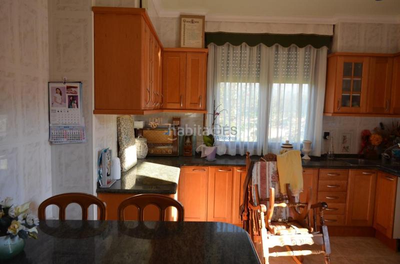 Foto 983b1ec6-4d86-46a2-9079-cc3c4e0ef7b9. Chalet avec chauffage parking piscine dans Tomiño