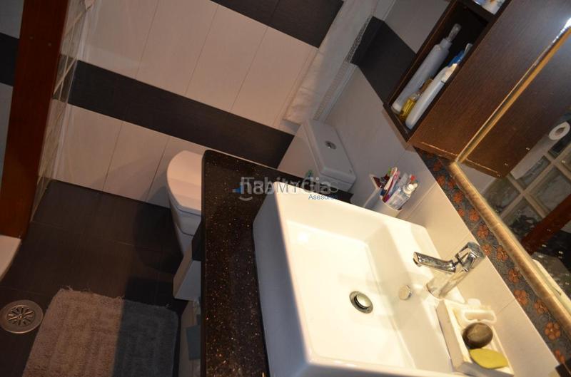 Foto 3ac1bf69-b2ee-40a2-a860-79bc74c9989e. Chalet con riscaldamento parcheggio piscina in Tomiño