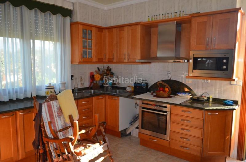 Foto b9bcc81a-a4ea-4b2b-b036-48926af1fe78. Chalet con riscaldamento parcheggio piscina in Tomiño