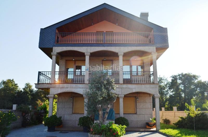 Foto f9427eb4-cec8-4650-8635-594a8af3436a. Chalet con riscaldamento parcheggio piscina in Tomiño