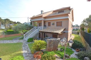 Chalet  Camposancos