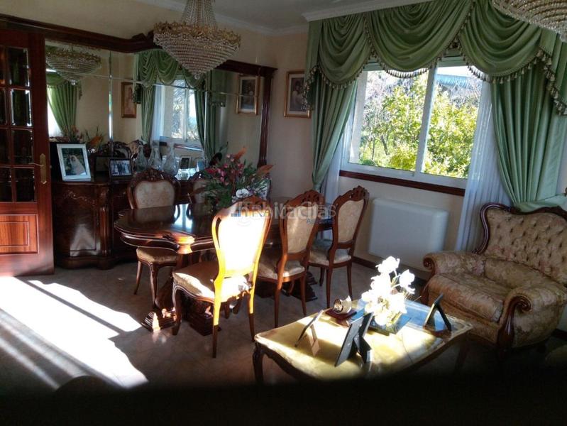 Foto 5a9f56ed-0604-4d08-90ed-639fe237fb6c. Semi detached house with heating parking in Navia Vigo