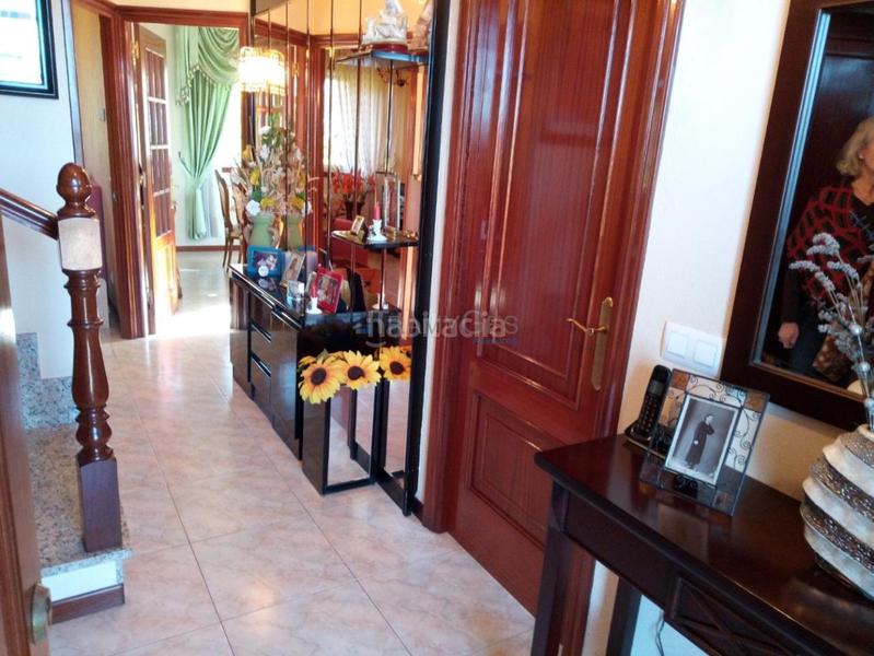 Foto 8a819d30-196e-4097-ab8f-2bc30786bcec. Semi detached house with heating parking in Navia Vigo