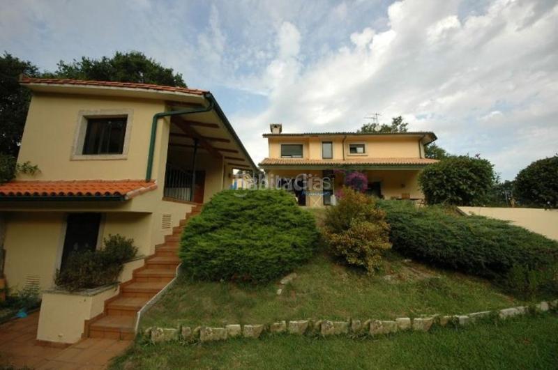 Foto 8b495e9a-b5f6-4a9d-ae86-a8b7e8682631. Chalet en Gondomar
