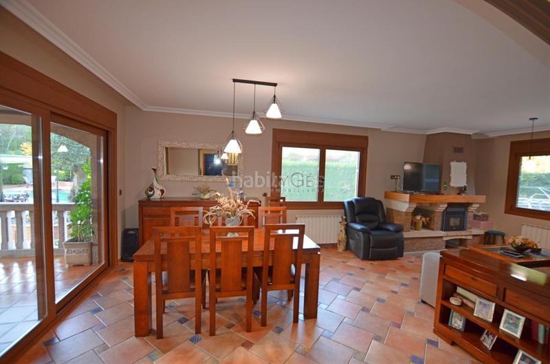 Foto a08c7d77-d4bf-41c2-ad08-26ef242f0803. Chalet en Ponteareas