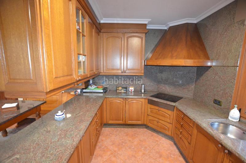 Foto c15dd8d9-d8d4-4335-b4fe-2a4b42ea835d. Chalet en Ponteareas