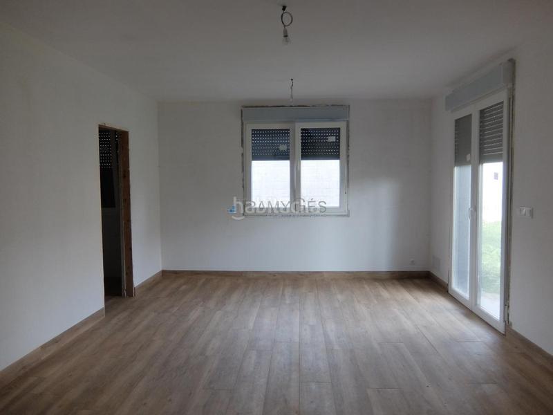 Foto 0081d80d-502c-44ba-bc4d-37d6ac1e6ccf. Chalet avec chauffage parking dans Tomiño