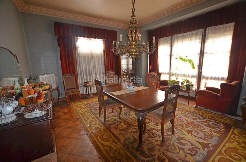 Foto 2548de4d-3084-4859-b6e7-22dc3ee4ef83. Country house with heating parking in Plaza de la industria Vigo