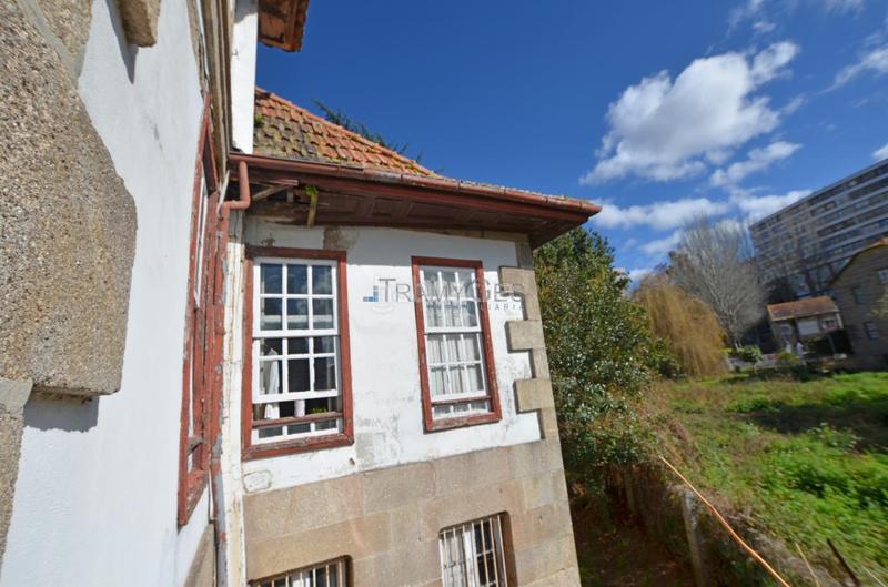 Foto 3c030a6d-01d8-4f48-b8bf-79a76622c92d. Country house with heating parking in Plaza de la industria Vigo