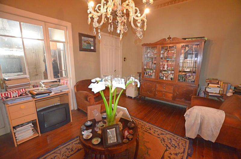 Foto dd519400-ca21-47e2-9a66-f7c98f25185c. Country house with heating parking in Plaza de la industria Vigo