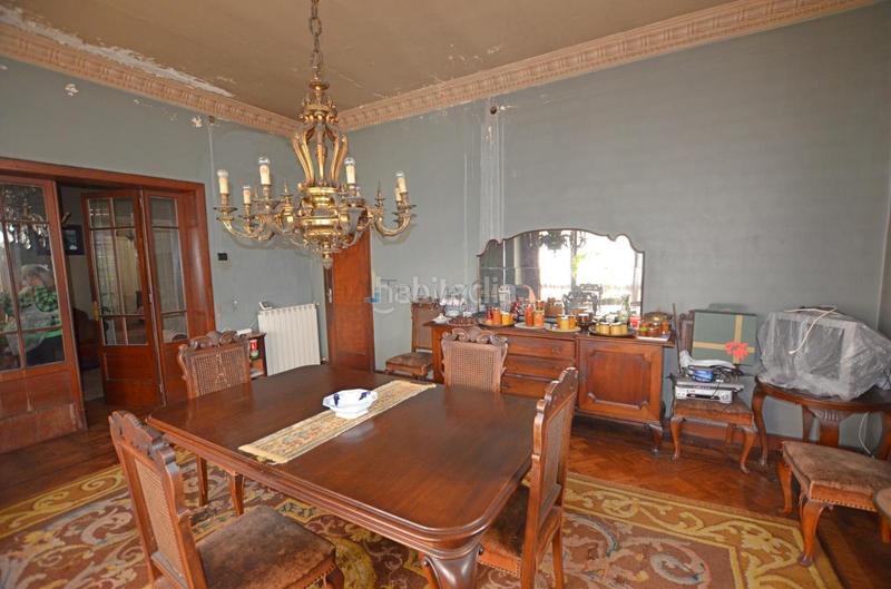 Foto f40e53d1-c52a-4de6-b48b-b71bf4025c1c. Country house with heating parking in Plaza de la industria Vigo