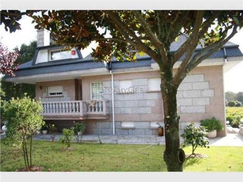 Foto 51b497f4-c1dc-499a-bfaf-c938b8948ded. Chalet mit heizung parking in Rosal (O)