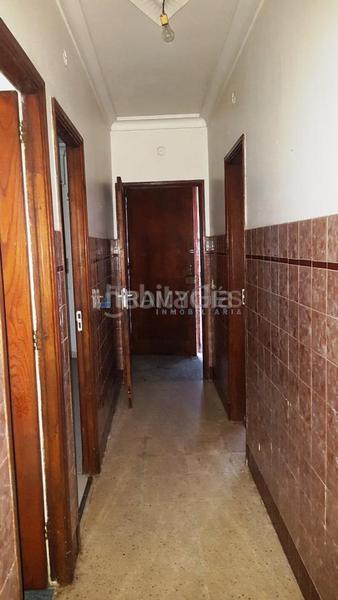 Foto c994ad21-39a0-451a-8059-aa5dbf3c0da3. Casa con parcheggio in Darbo Cangas