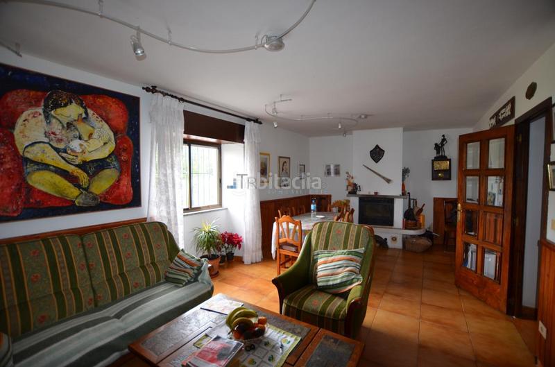 Foto 04c6eaa9-e116-4e92-aebc-6b071e1227f0. Casa amb calefacció aparcament a Guarda (A)