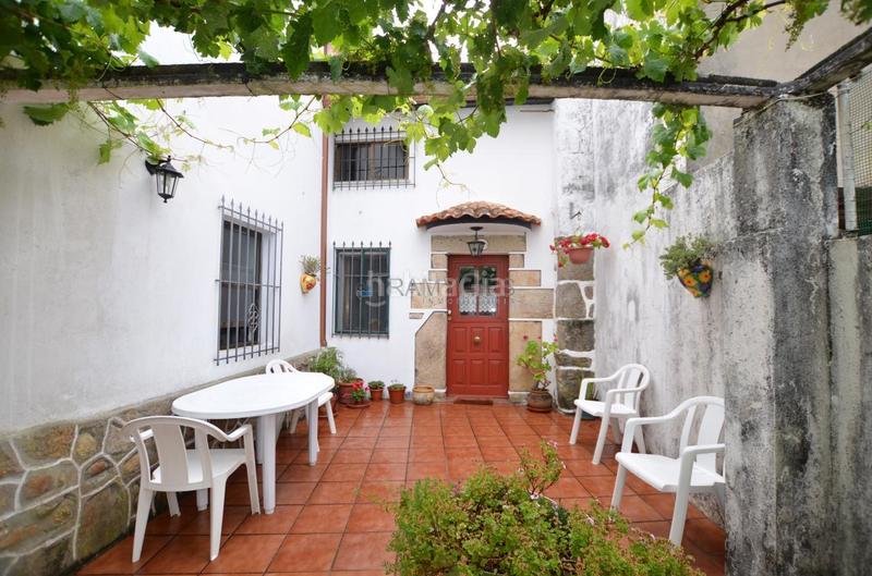 Foto 667d5596-4635-4753-8b7b-19c5b92c6292. Casa amb calefacció aparcament a Guarda (A)