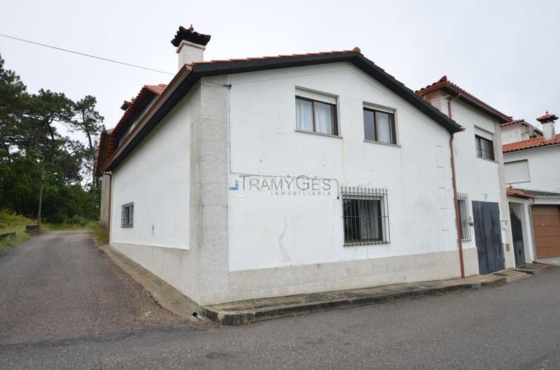 Foto bd56a7c1-ec7d-430b-9598-1a0fbea479c0. Casa amb calefacció aparcament a Guarda (A)