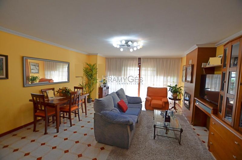 Foto 93721274-8928-4a52-b63b-1299e451911e. Chalet en Moaña